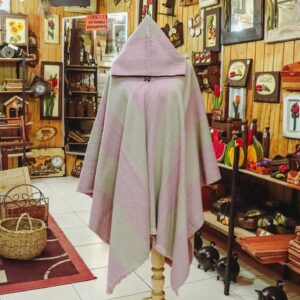 Poncho Rosa Con Gorro